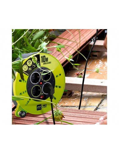 Enrollacable alargador  4 enchufes Schuko de Luceco